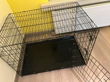 Grote hondenbenches beschikbaar voor biedingen