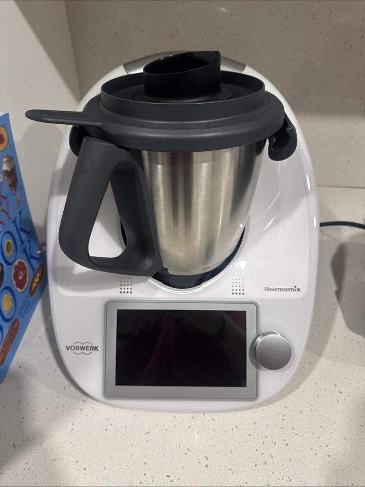 Thermomix TM6 Keukenmachine met Originele Accessoires, Elektronische apparatuur, Keukenmixers, Gebruikt, 3 snelheden of meer, Verzenden