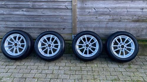 BMW F20/F21/F22/F23 Etc Velgen met Premium zomer banden, Auto-onderdelen, Banden en Velgen, Band(en), Zomerbanden, 16 inch, 205 mm
