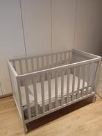 Lit bébé + matelas, Enfants & Bébés, Chambre d'enfant | Lits, Matelas, 70 à 85 cm, Comme neuf, Enlèvement