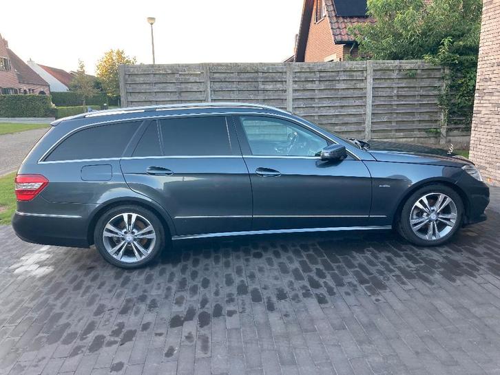 mercedes E200 break benzine topstaat, Autos, Mercedes-Benz, Particulier, Classe E, ABS, Phares directionnels, Airbags, Air conditionné