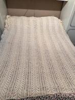 ecru bedsprei - handmade vintage, Neuf, Enlèvement ou Envoi, Beige, Couverture ou Couette