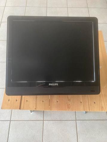Tv met ophangbeugel beschikbaar voor biedingen