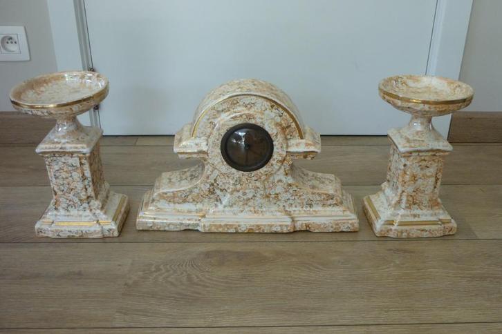 Driedelig kaststel in aardewerk, Antiek en Kunst, Antiek | Keramiek en Aardewerk, Ophalen of Verzenden
