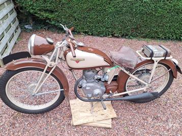 MOTO 125CC MOTOBECANE D45A DE 1947 disponible aux enchères