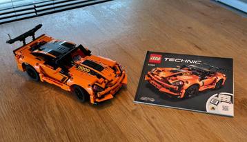 Lego technic auto 42093 beschikbaar voor biedingen
