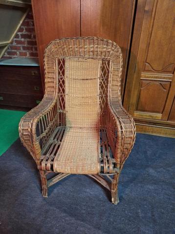 OUDE VINTAGE RIETEN ZETEL beschikbaar voor biedingen