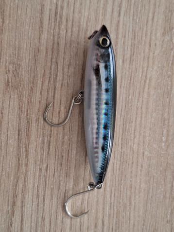 Drijvend kunstaas met sardine beschikbaar voor biedingen