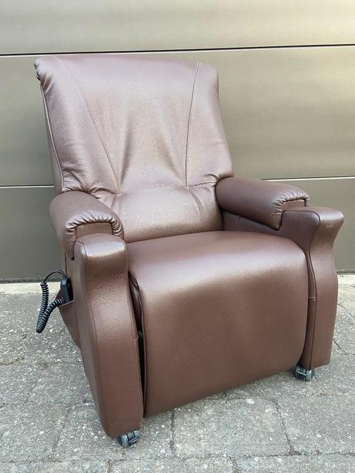 Medilax relaxzetel, Huis en Inrichting, Fauteuils, Zo goed als nieuw, Leer, 75 tot 100 cm, Minder dan 75 cm, Ophalen
