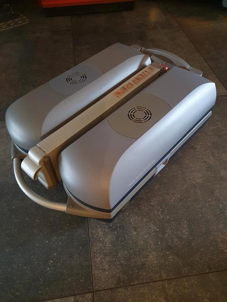 Koopje topmodel hb953 philips sunmobile met facial plus, Elektronische apparatuur, Zonnebanken en Gezichtsbruiners, Zo goed als nieuw