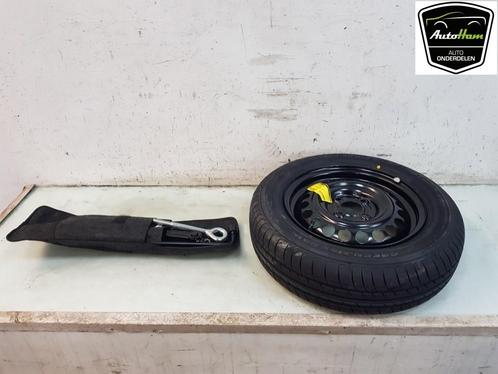 DIVERSEN Krikset + reservewiel Dacia Spring (01-2020/-), Auto-onderdelen, Overige Auto-onderdelen, Dacia, Gebruikt