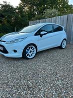 Ford fiesta 1.6Tdci (euro 4), Auto's, Adaptieve lichten, 1600 cc, Wit, Handgeschakeld