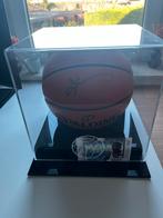 Ballon dédicassé Allen Iverson (certificat authenticité), Enlèvement ou Envoi, Comme neuf, Ballon