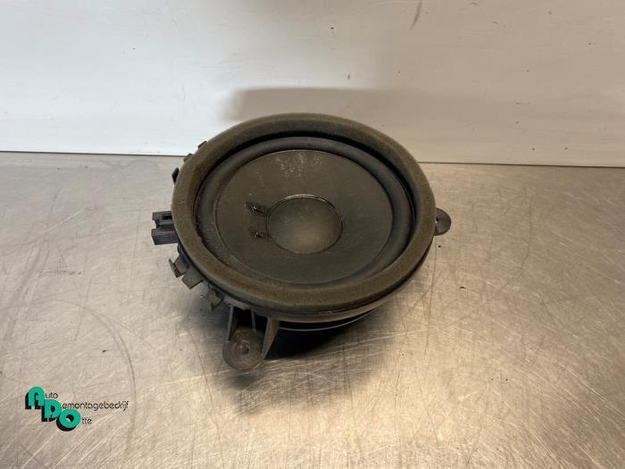 Luidspreker van een Volvo V40 (V40 12-), Auto-onderdelen, Elektronica en Kabels, Volvo, Gebruikt, 3 maanden garantie, Ophalen of Verzenden