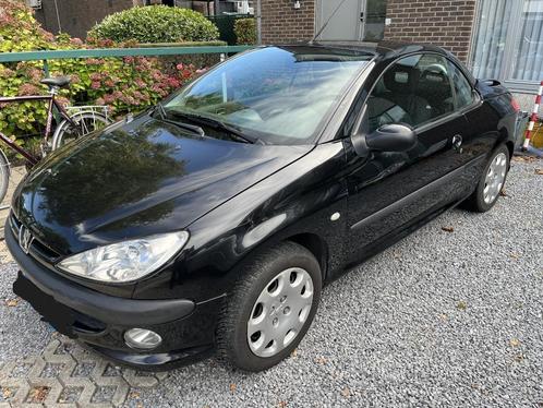 Peugeot cabrio, Auto's, Peugeot, Particulier, Radio, Trekhaak, Benzine, Euro 3, Cabriolet, 2 deurs, Handgeschakeld, Zwart, Zwart