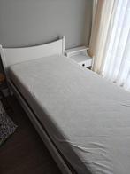 Klein éénpersoons bed, Huis en Inrichting, Slaapkamer | Bedden, Ophalen, 90 cm, Eenpersoons, Wit