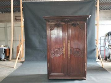 Armoire de mariée française ancienne en chêne, Enlèvement