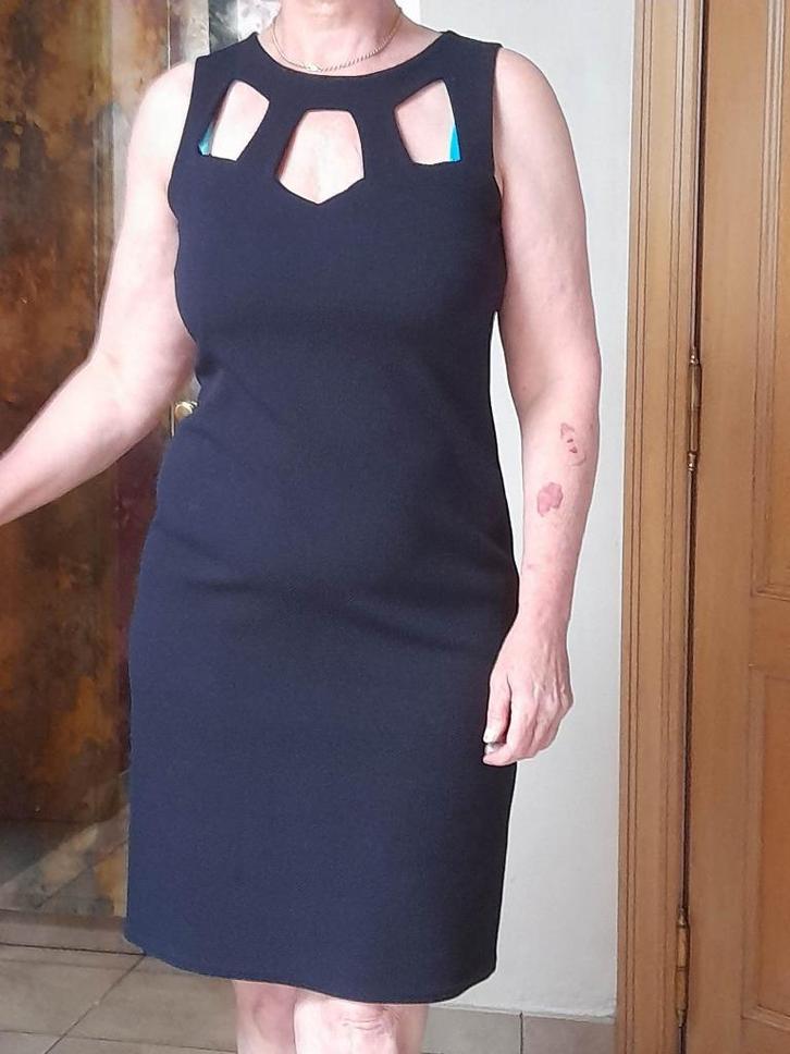 Donkerblauw dames jurk zonder mouwen van 'FAS'  Maat 38, Kleding | Dames, Jurken, Zo goed als nieuw, Maat 38/40 (M), Blauw, Boven de knie