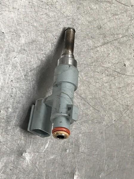 INJECTOR BRANDSTOF Toyota RAV4 (A5) (2325025010|2320929105), Auto-onderdelen, Brandstofsystemen, Toyota, Gebruikt