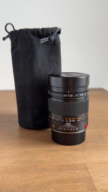Leica Summarit-M 90mm f/2.5 beschikbaar voor biedingen