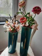 J-line turquoise vazen met kunstbloemen, Huis en Inrichting, Woonaccessoires | Vazen, Minder dan 50 cm, Zo goed als nieuw, Ophalen