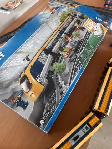 Lego passagierstrein 60197 beschikbaar voor biedingen