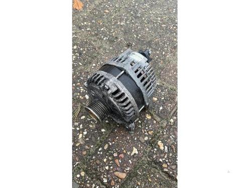 Dynamo van een Mercedes Vito, Auto-onderdelen, Motor en Toebehoren, Mercedes-Benz, Gebruikt, 3 maanden garantie, Ophalen of Verzenden