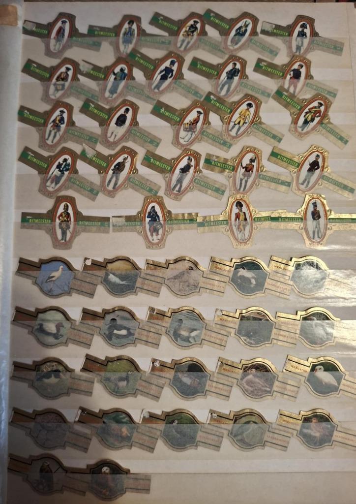 Sigarenbandjes reeksen en andere, Verzamelen, Rookartikelen, Aanstekers en Luciferdoosjes, Gebruikt, Sigarenbandjes, Ophalen