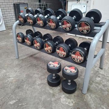 Gorilla Sports Dumbells Set 15 kilo tot 30 kilo + Dumbellrek beschikbaar voor biedingen