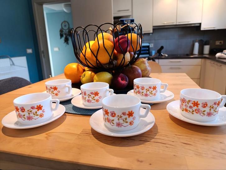 Mooi retro serviesje 6-delig! Zie ook mijn andere zoekertjes, Huis en Inrichting, Keuken | Servies, Ophalen