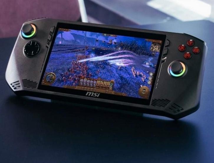 MSI Claw A1M - Draagbare console in volledig nikkelconditie, Games en Spelcomputers, Spelcomputers | Overige, Zo goed als nieuw