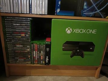 Xbox One boxed CiB + veel games  beschikbaar voor biedingen