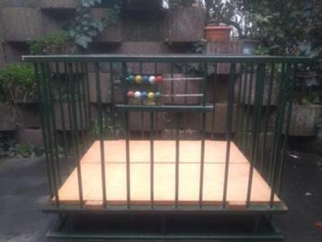 houten kinderpark+boxkleed Jip & Janneke+autostoel + kapstok beschikbaar voor biedingen