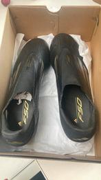 Voetbalschoenen maat 44 Adidas F50, Sport en Fitness, Voetbal, Ophalen, Zo goed als nieuw
