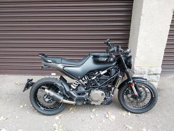 Husqvarna Svartpilen 401 2022 5600km beschikbaar voor biedingen