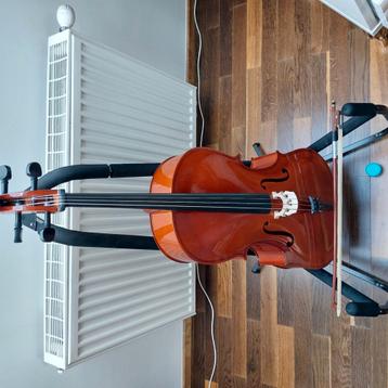 1/4 cello met factuur en garantie beschikbaar voor biedingen