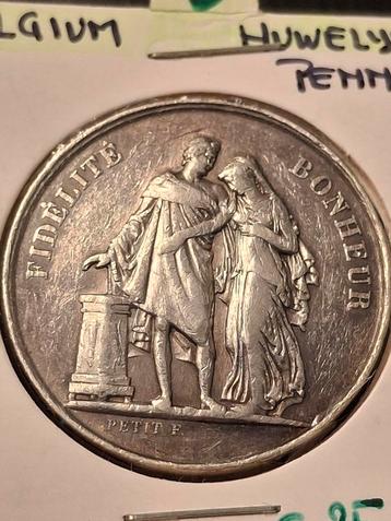 Zilveren huwelijkspenning beschikbaar voor biedingen
