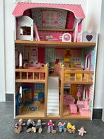 Houten poppenhuis met popjes, Kinderen en Baby's, Ophalen, Zo goed als nieuw, Poppenhuis