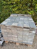 33m2 betonklinkers GRATIS, Tuin en Terras, Tegels en Klinkers, Ophalen, Zo goed als nieuw