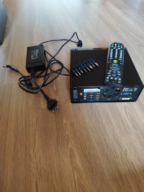 Zotac ZBOX ION 3D 152D-2G32/B, Computers en Software, Barebones, Zo goed als nieuw, Ophalen