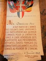 Diplôme de bravoure, signature impirmée de De Gaulle, Collections, Enlèvement ou Envoi
