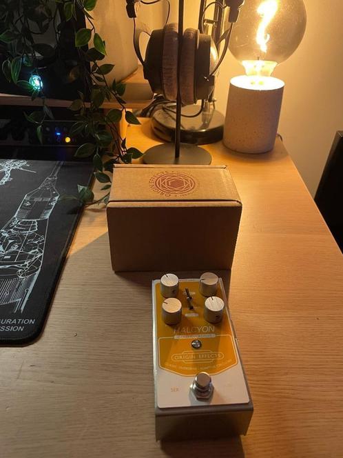 Origin effects Halcyon Gold (Klon Centaur clone), Muziek en Instrumenten, Effecten, Zo goed als nieuw, Distortion, Overdrive of Fuzz