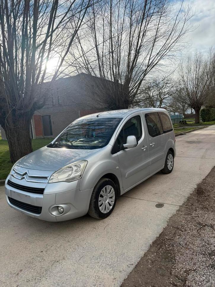 Mooie Citroen Berlingo Multispace 1.6HDI airco, Auto's, Citroën, Particulier, Berlingo, Cruise Control, Diesel, Euro 4, Monovolume