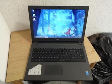 WEG=WEG!! DELL LAPTOP i3 | WIN 10 | 4GB | 455 HDD | 15 INCH beschikbaar voor biedingen