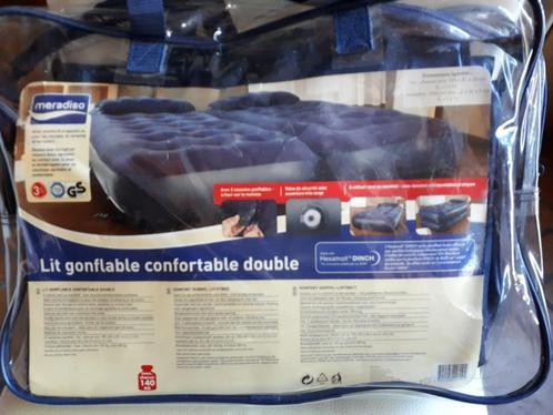 Matelas gonflables 2 personnes à utiliser seul ou combiné, Caravans en Kamperen, Luchtbedden, Zo goed als nieuw, 2-persoons, Ophalen