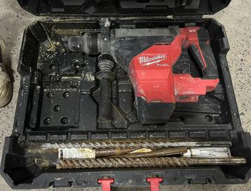 Milwaukee Boormachine sds-max accu beschikbaar voor biedingen