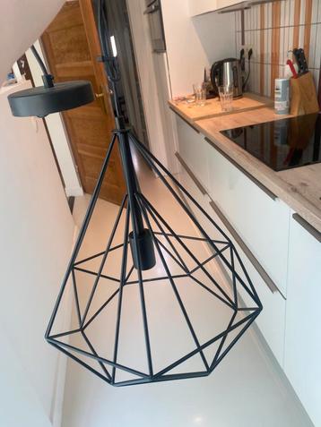 Lamp beschikbaar voor biedingen