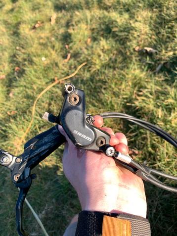Sram hydraulische remmen  beschikbaar voor biedingen