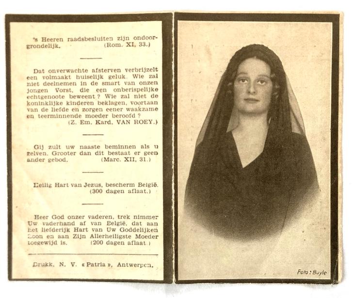 Bidprentje van Koningin Astrid, Collections, Images pieuses & Faire-part, Image pieuse, Enlèvement ou Envoi