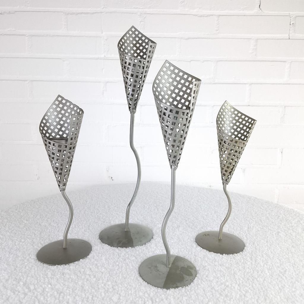 4x vintage kandelaar Memphis Milano grijs metaal jaren 80, Enlèvement ou Envoi
